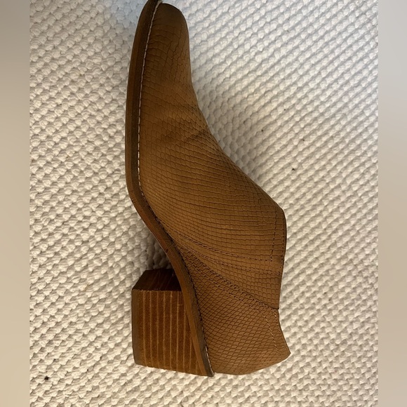 Zodiac Andle Boot - Latte size 8.5 - Picture 4 of 4